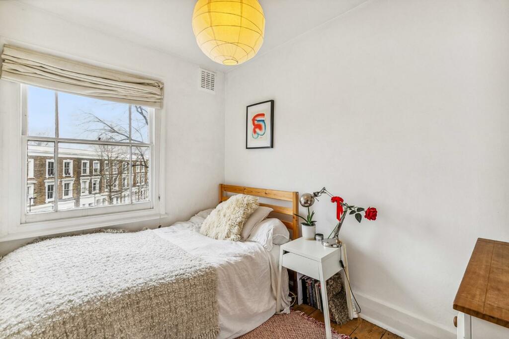 Bedroom 4.jpg