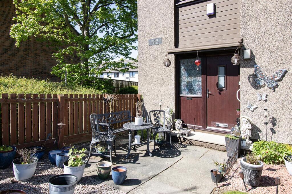 front garden (2).jpg
