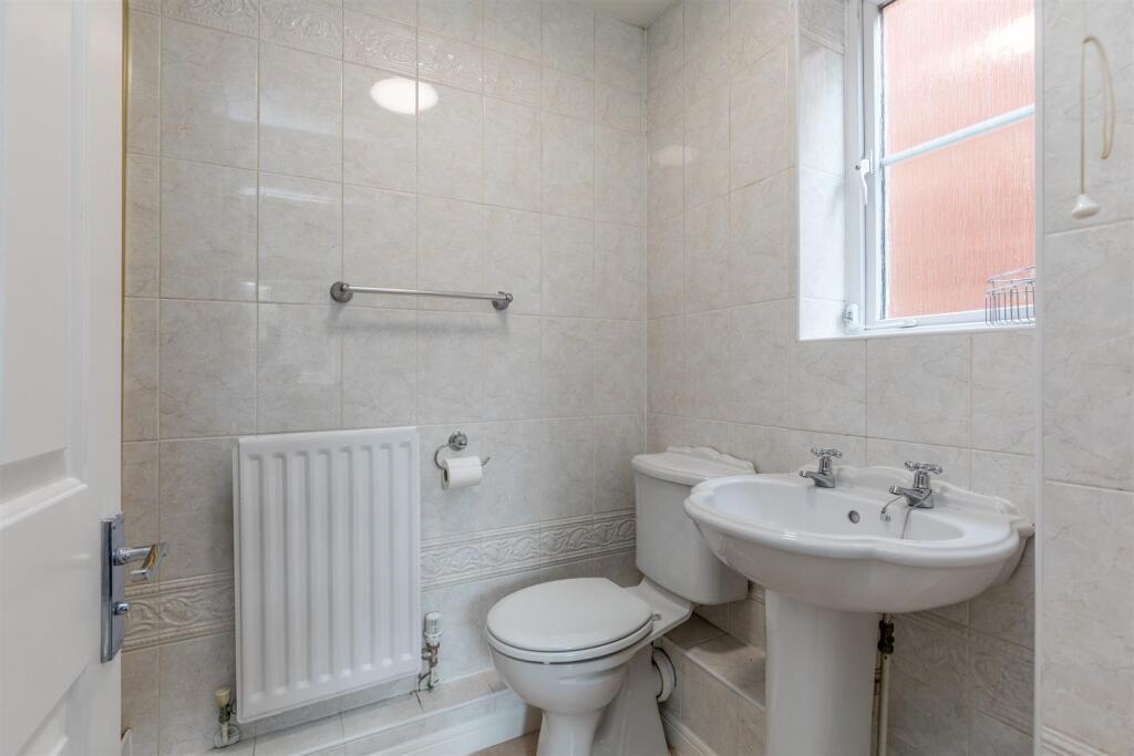 Home Farm Way, Ester Compton WC.jpg