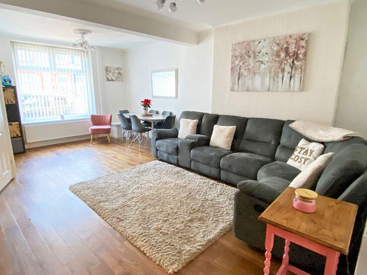 Edward Street, Ystrad Mynach, Hengoed, CF82 7ES