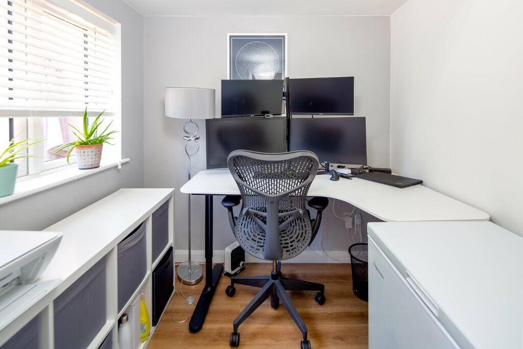 Insulated Office
