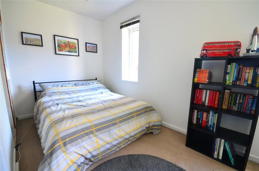 Bedroom/Living Room
