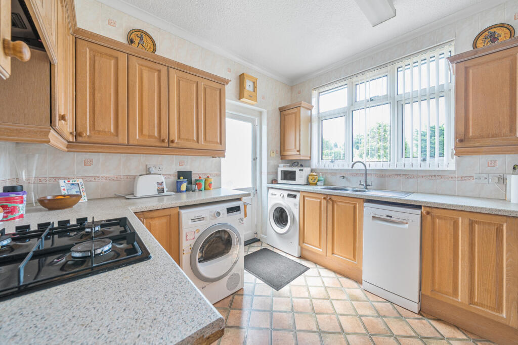 1319158-1-6867b0b...