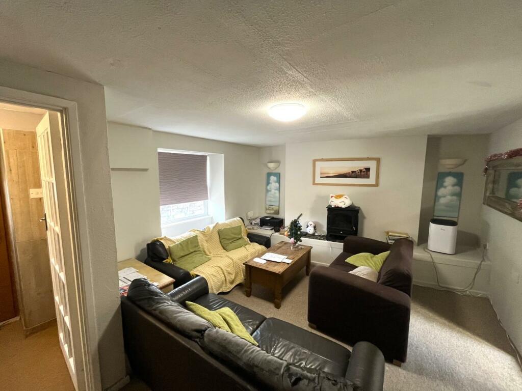 Living Room.jpeg