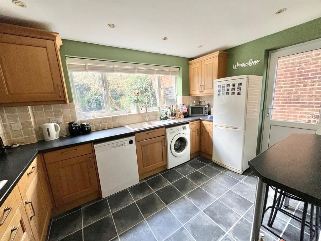 IMG-20250314-WA00...