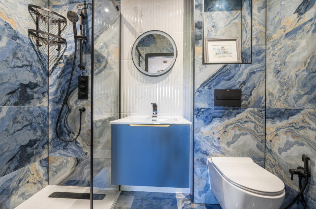 1320975-27-687244...