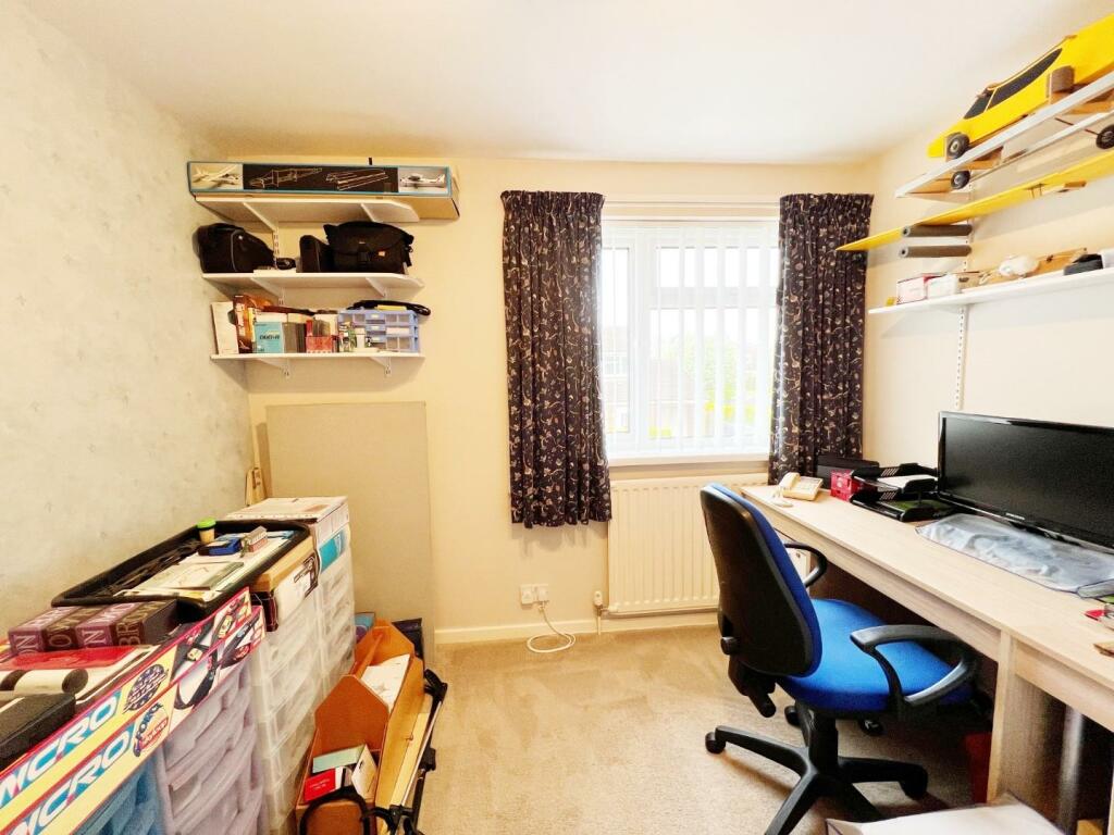 Bedroom 4.jpg