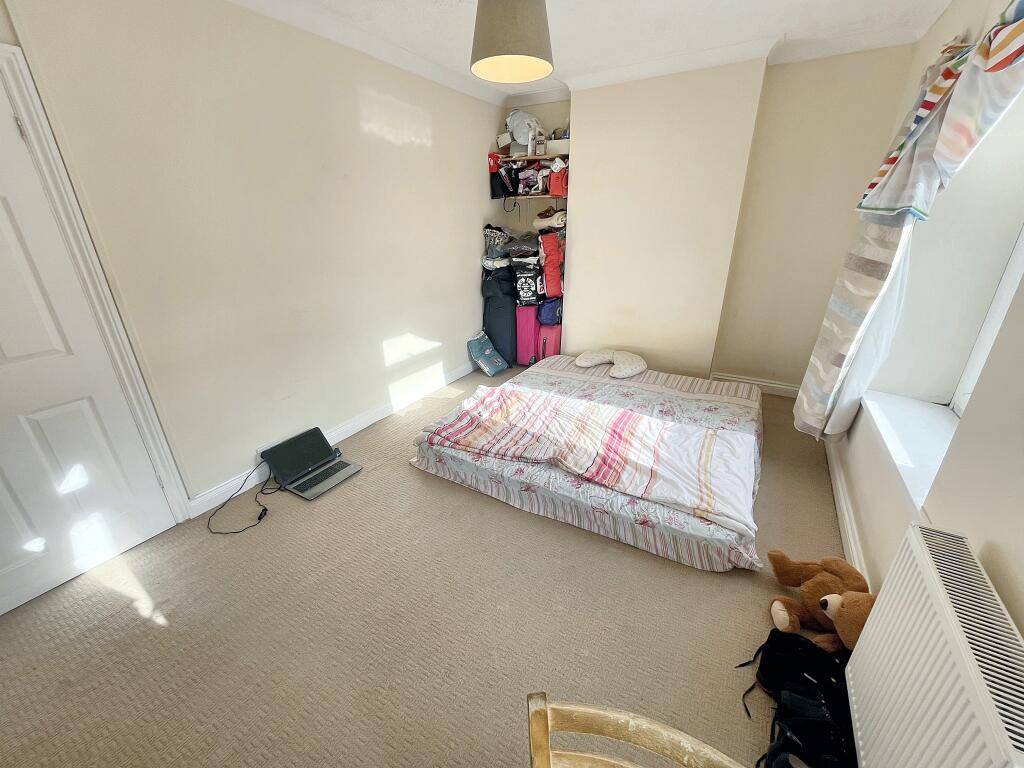 Bed12