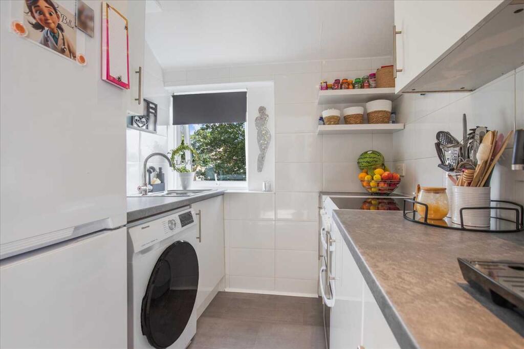 Kitchen (1)