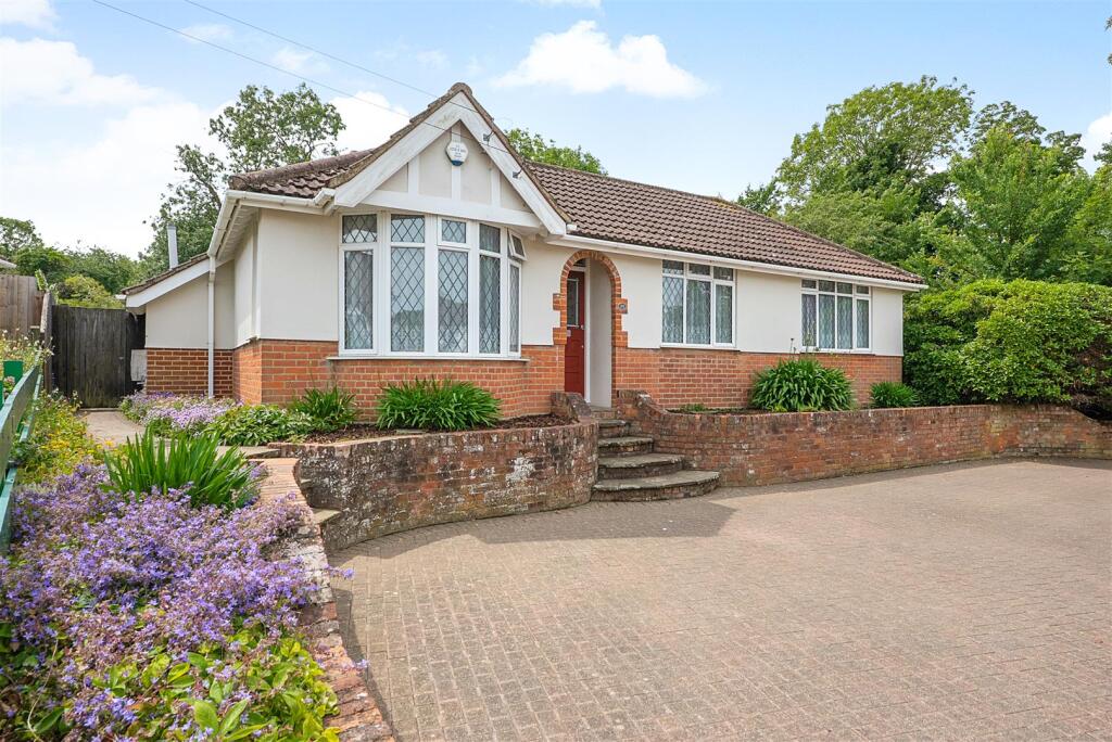 The Bridge Approach, Whitstable