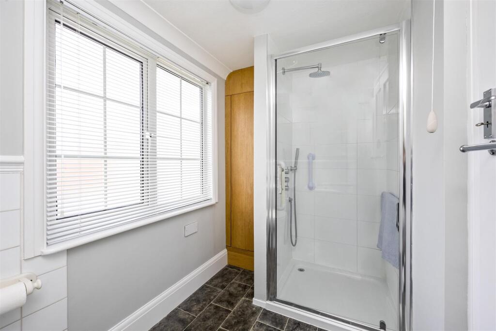 Brook Lane, 32-008.JPG