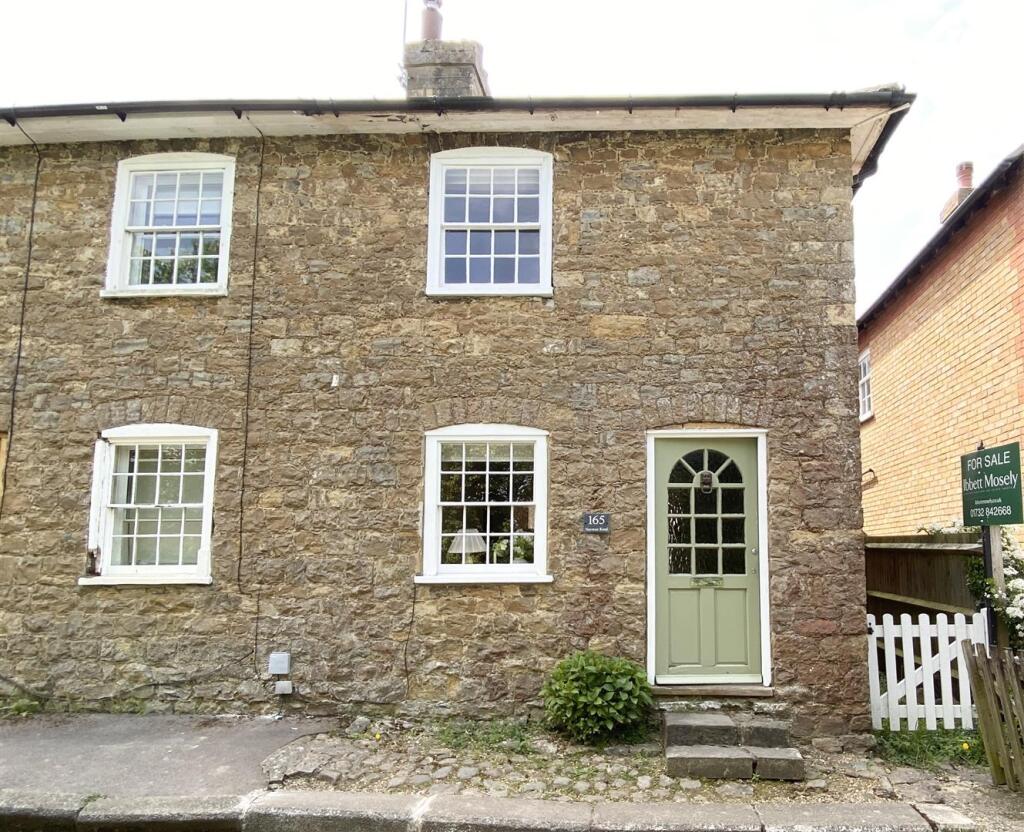 EXTERIOR 6.jpg