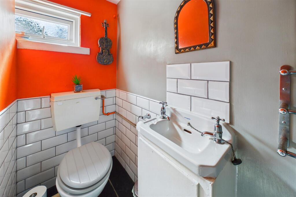 Downstairs shower room