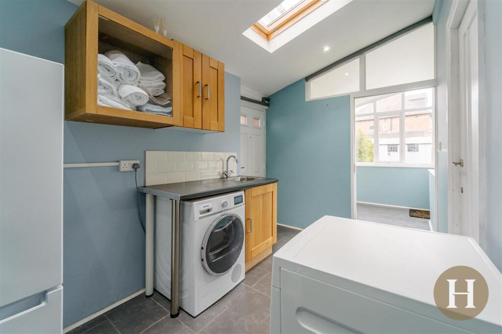 Hadleigh Estate Agents-15.jpg