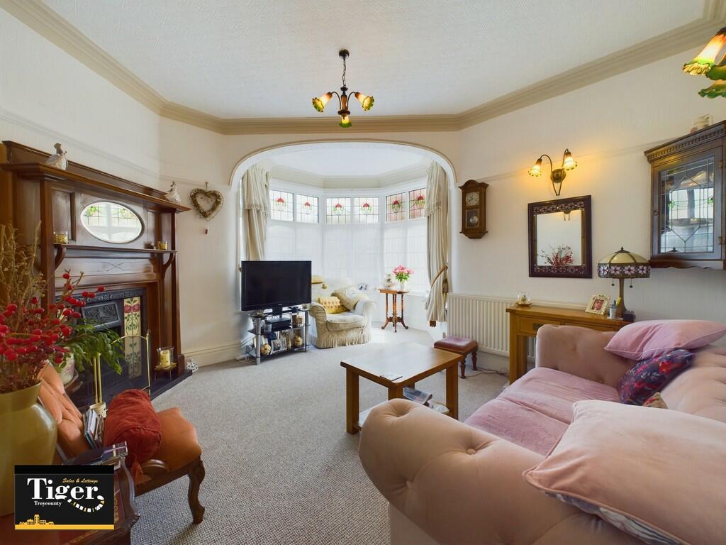 CAM03440G0-PR0024...