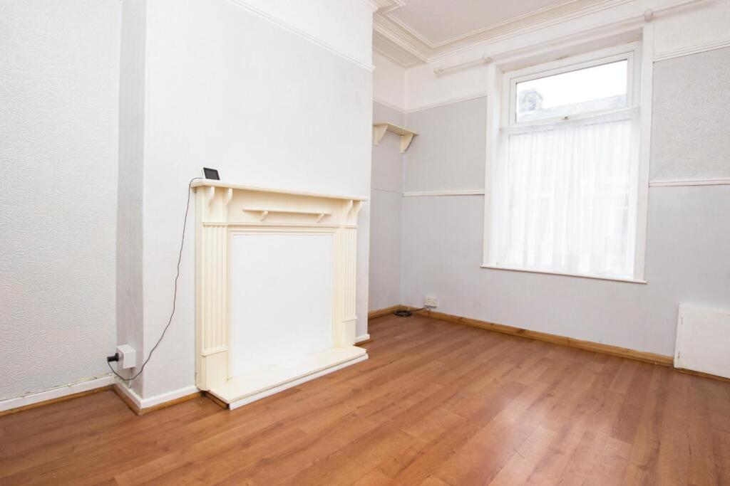 Newton Street (2).jpg