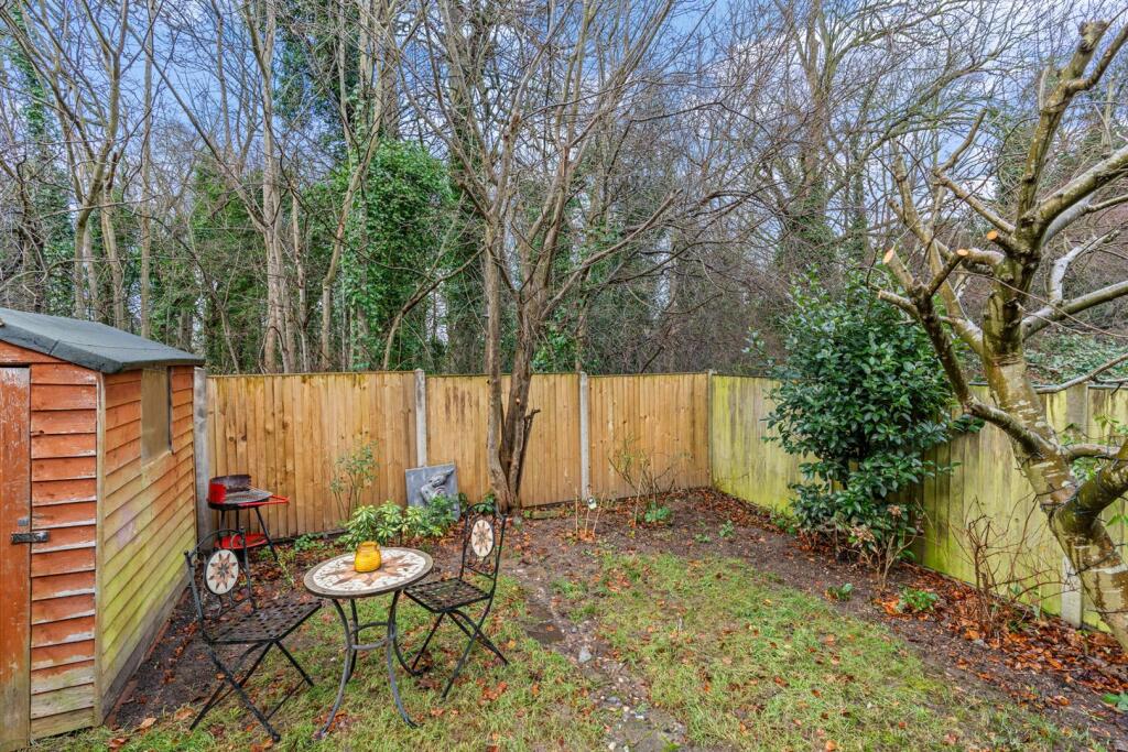 39SycamoreCrescent-018.jpg