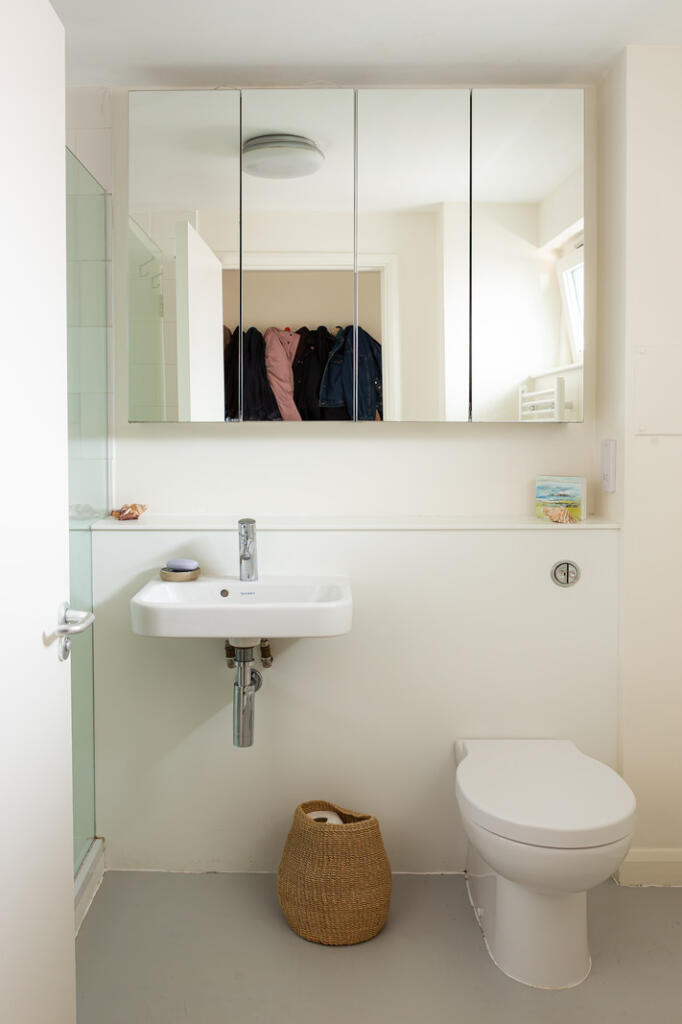 276994 - 25_4_15_MH E5 8GZ_00022.jpg