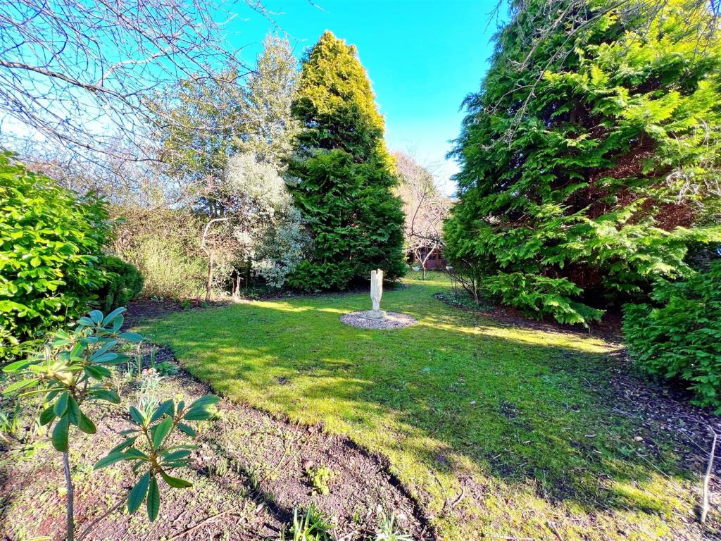 Garden 10.jpg