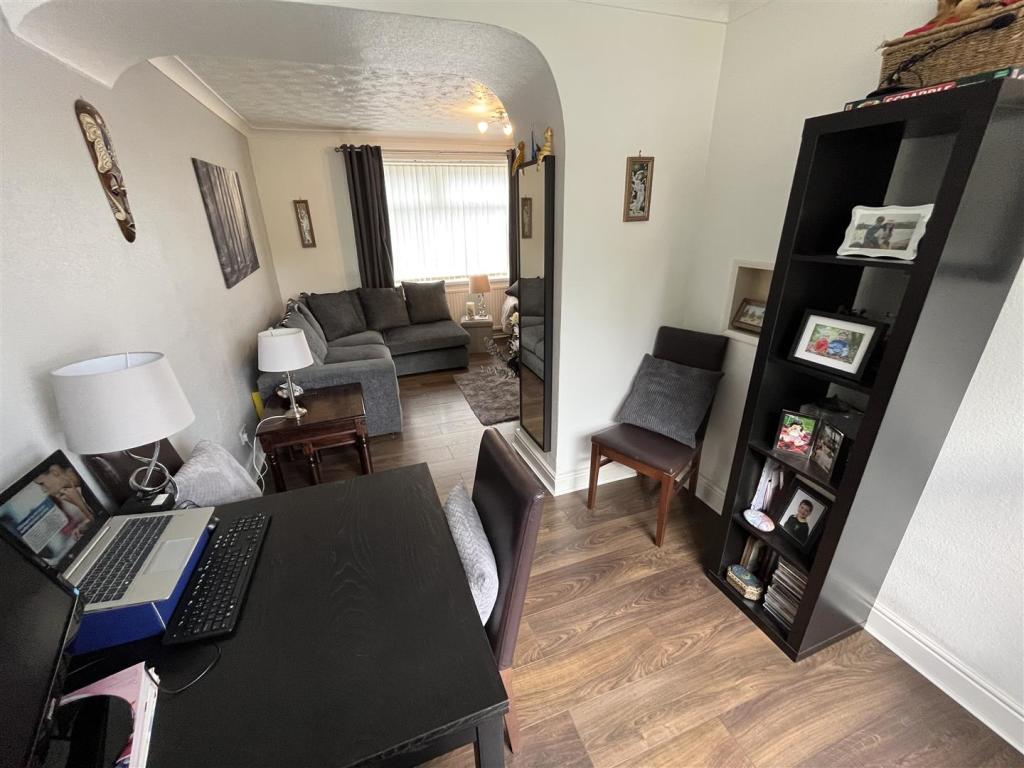 Dining Room Aspect 2.jpg