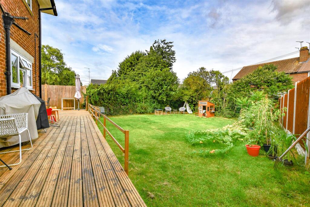Rear Garden 4.jpg