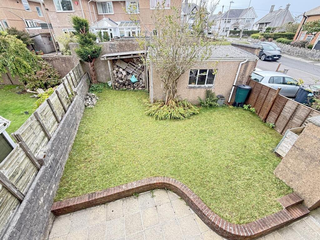 Tor Road 47 - Garden View.jpg