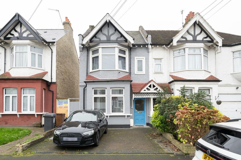 Chingford Avenue, E4