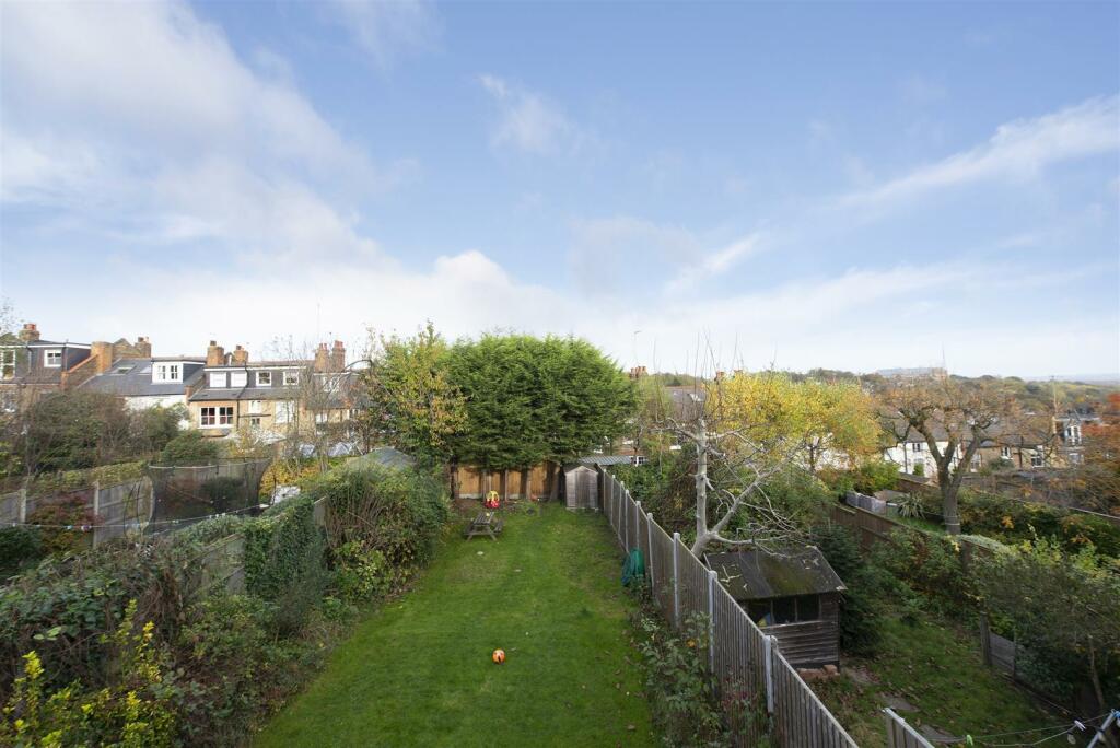 51068 Hi res (13).jpg