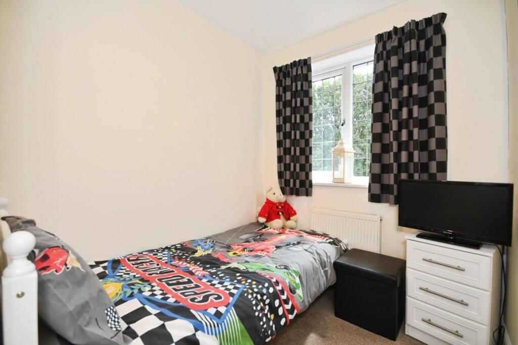 BEDROOM 3.jpg
