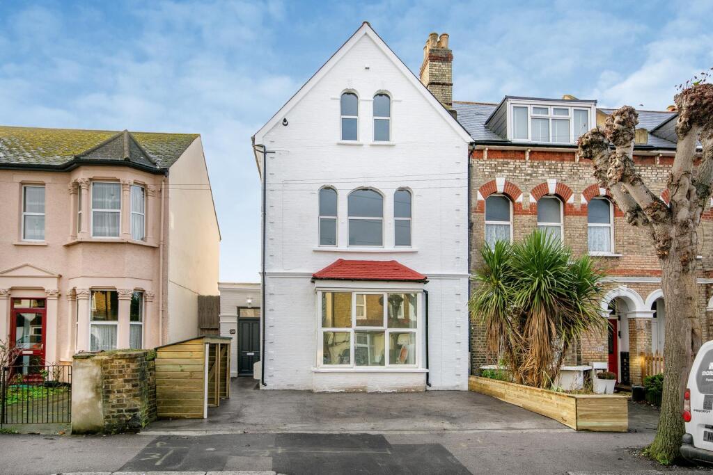 Birchanger Road, SE25 5BH-1.jpg