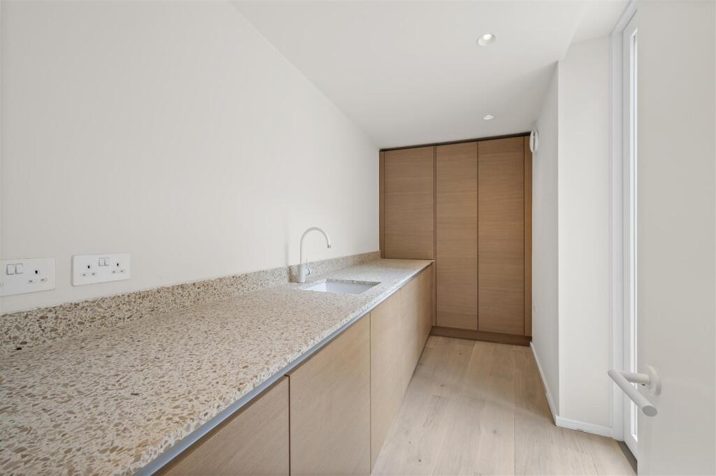 4 The Willows,20.jpg