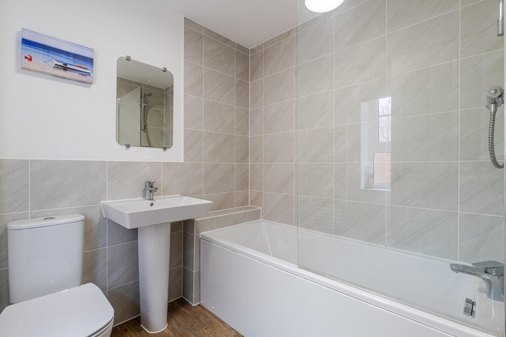 A24 - 15 Monkerto...