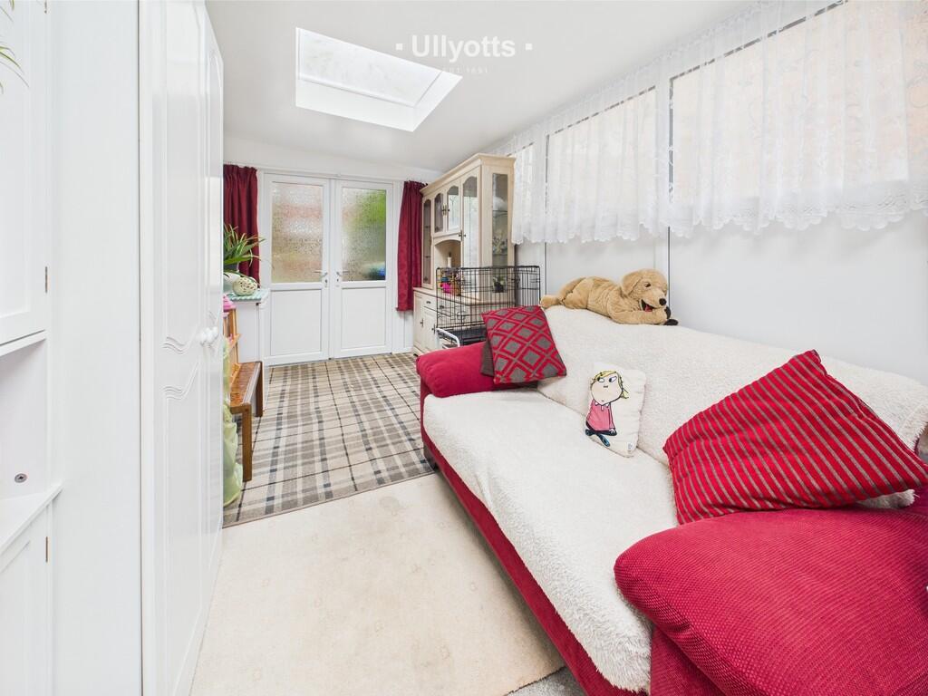 Sitting Room / St...
