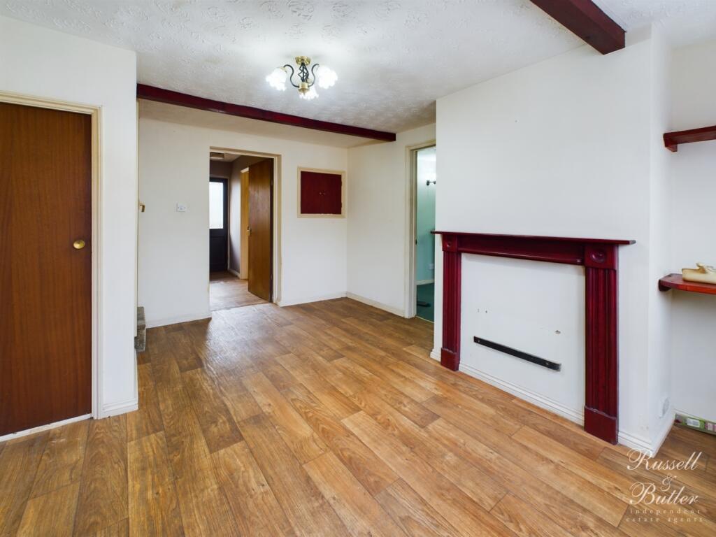 CAM01995G0-PR0218-STILL002