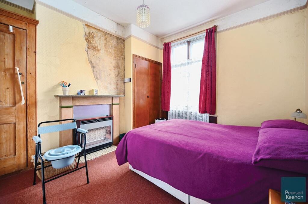 144 Springfield Road, bn1 (14).jpg