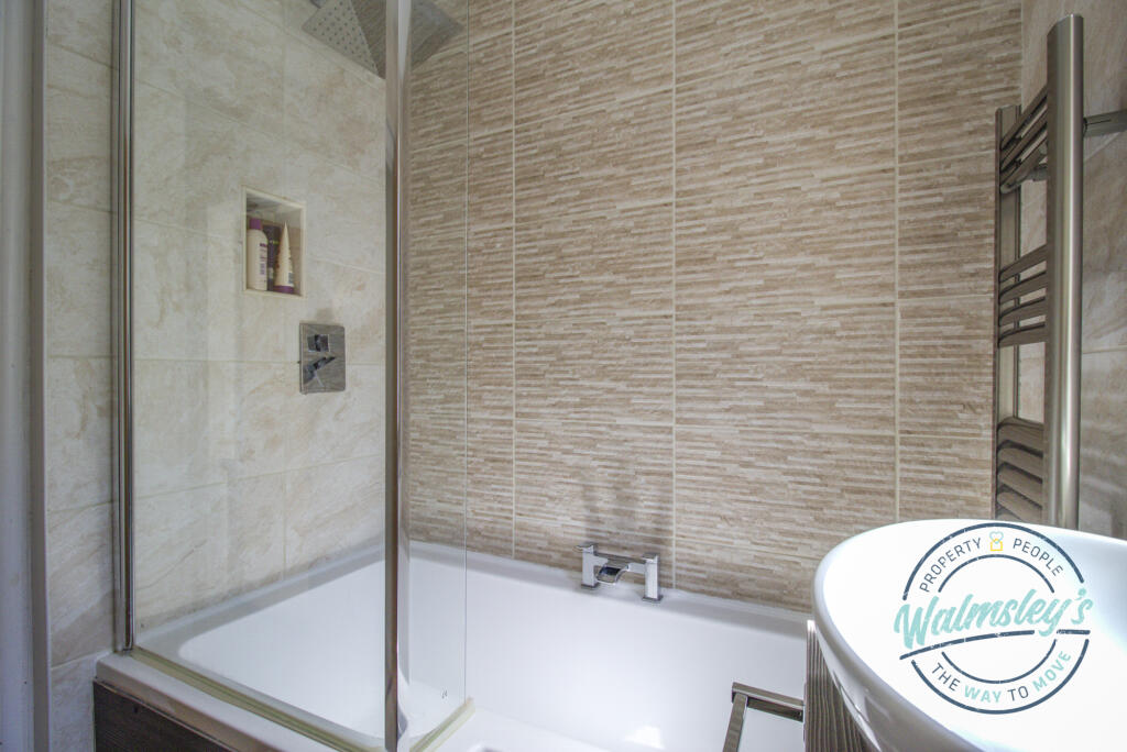 Bathroom towards hallway