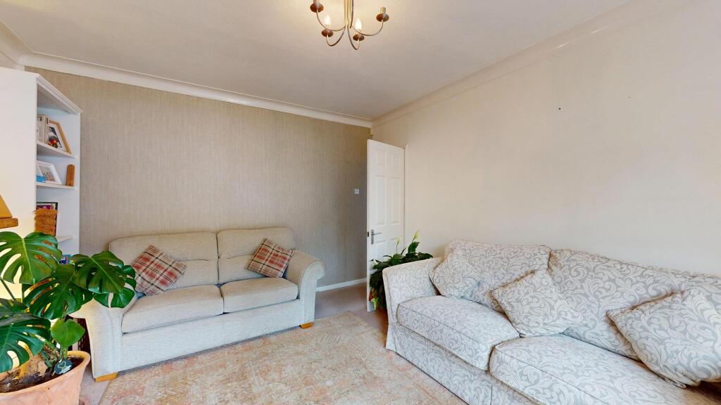 4-Sandy-Walk-08132025_174422