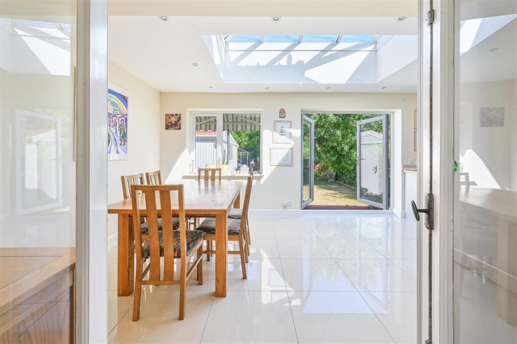 CORBET ROAD, 6- (9).jpg