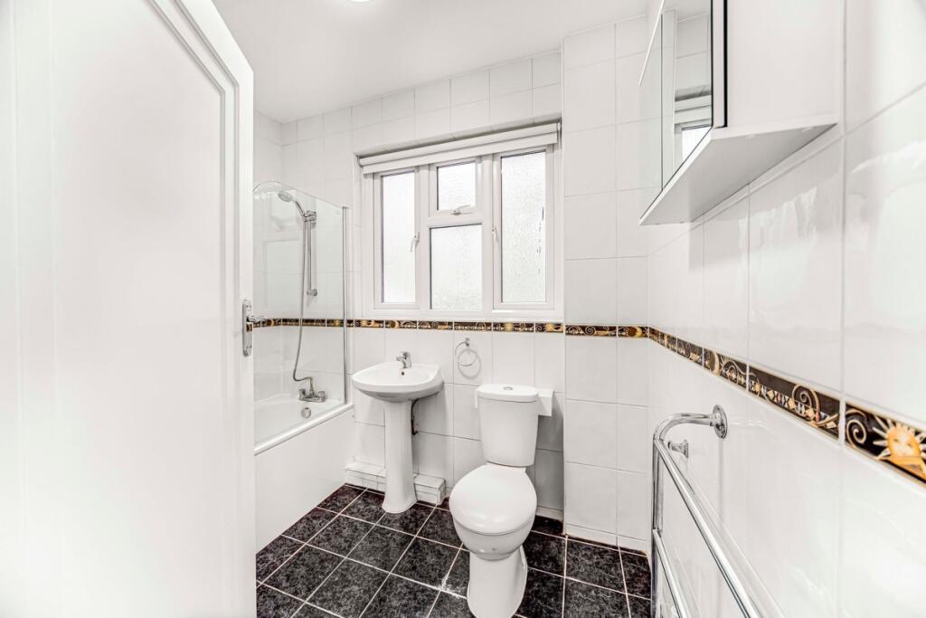 KFH_L__12_Grove_Hall