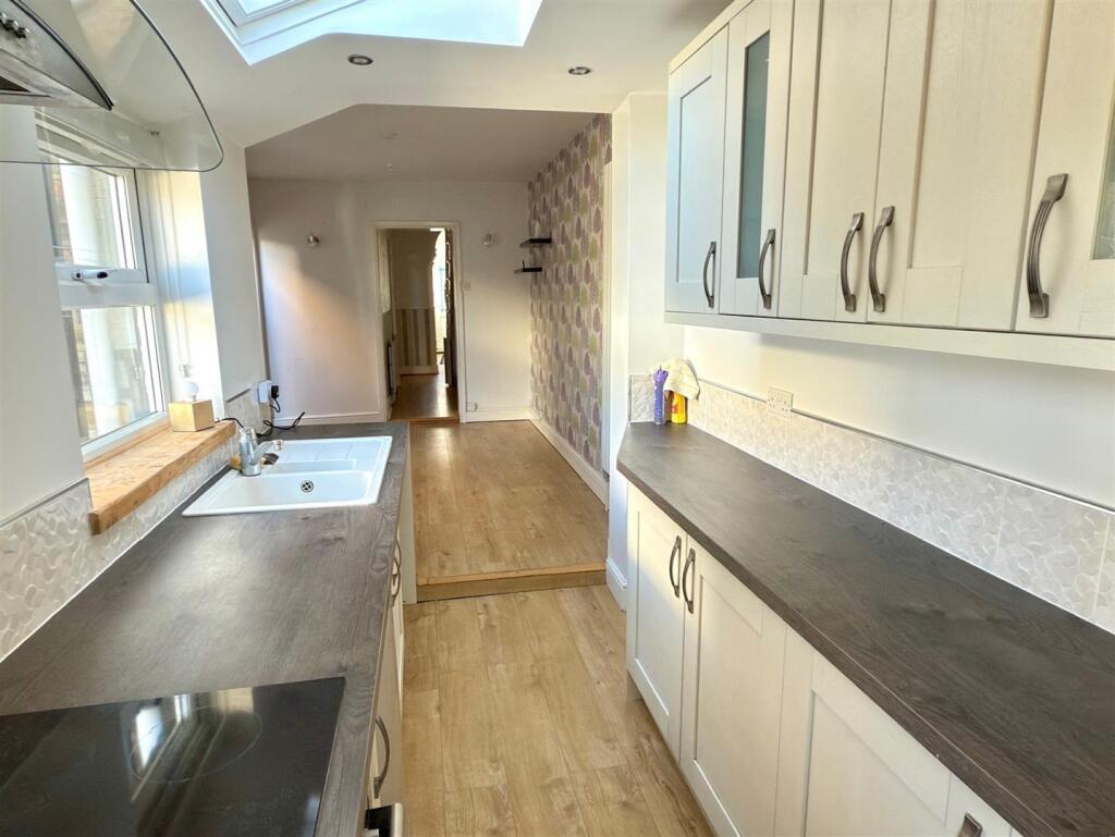 KITCHEN TO BREAKFAST.jpg