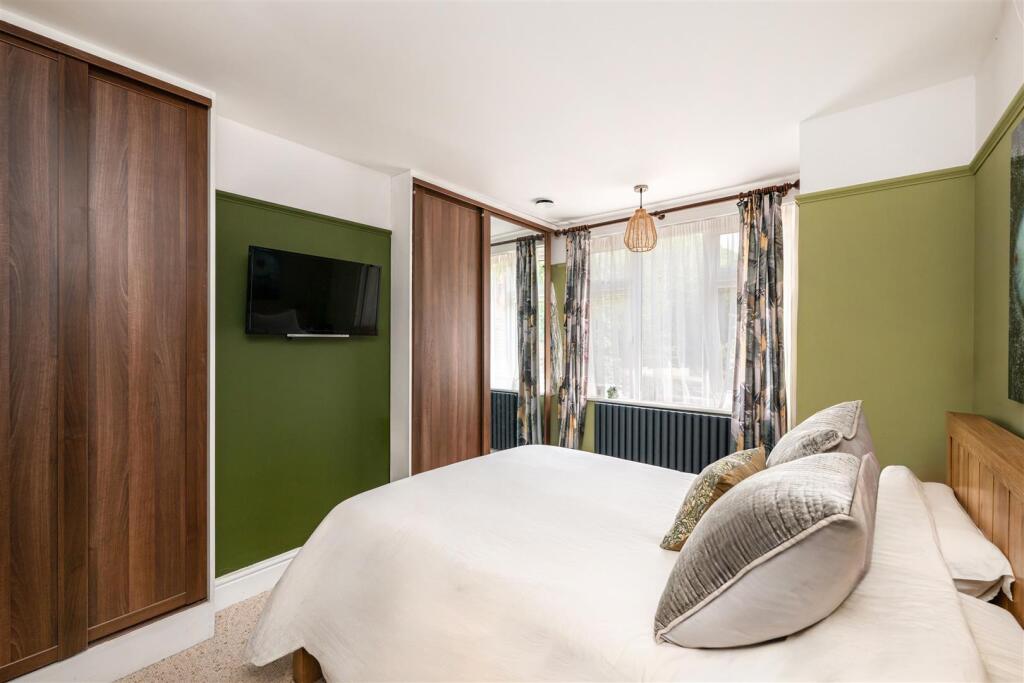 Principal Bedroom