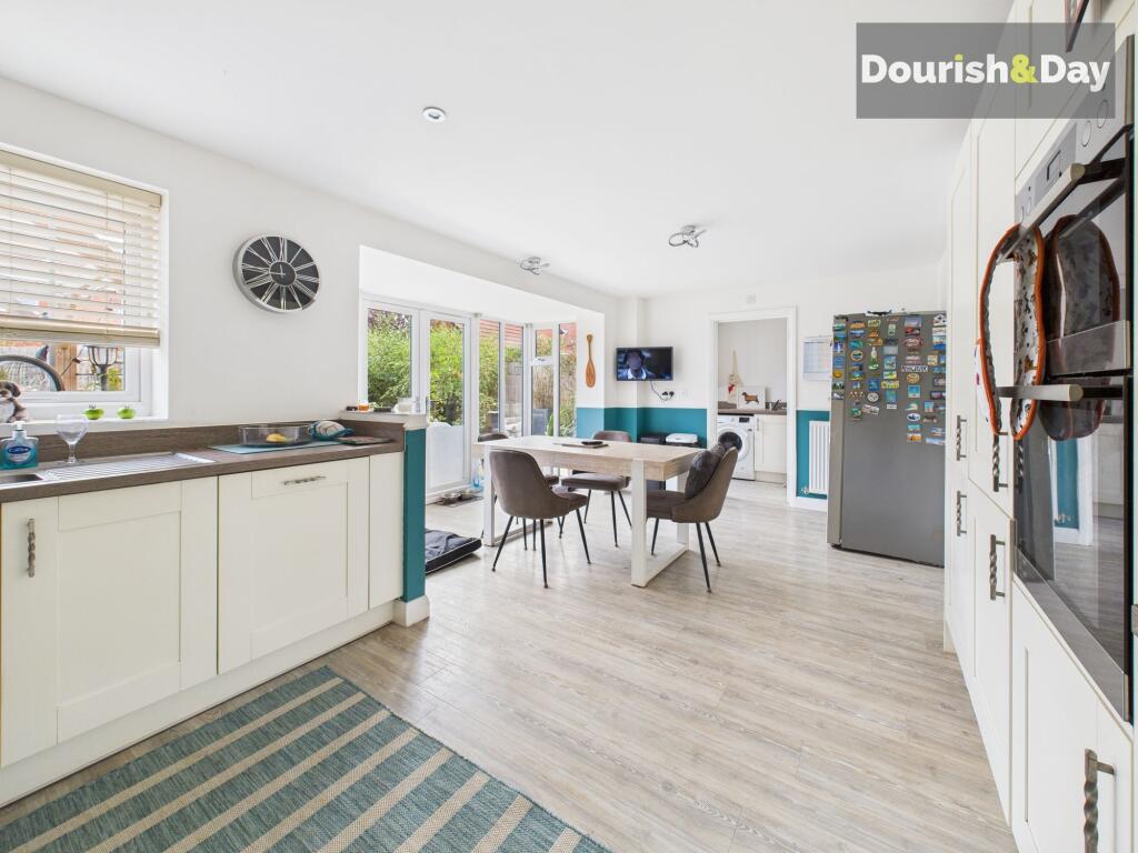 Family Dining Kitchen