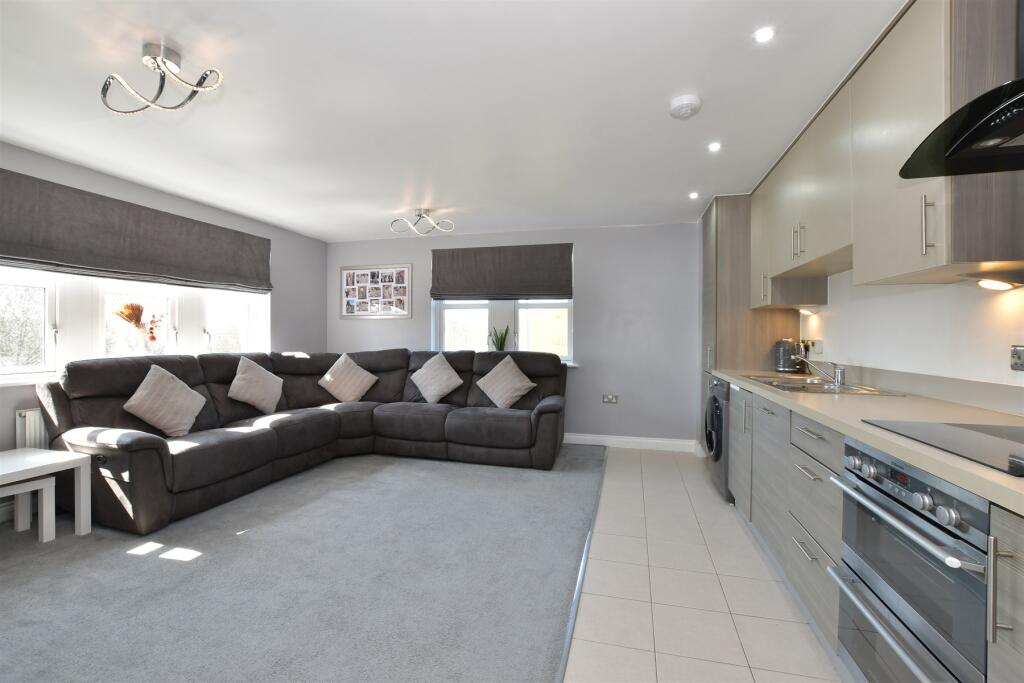 Lounge/Kitchen/Dining Room