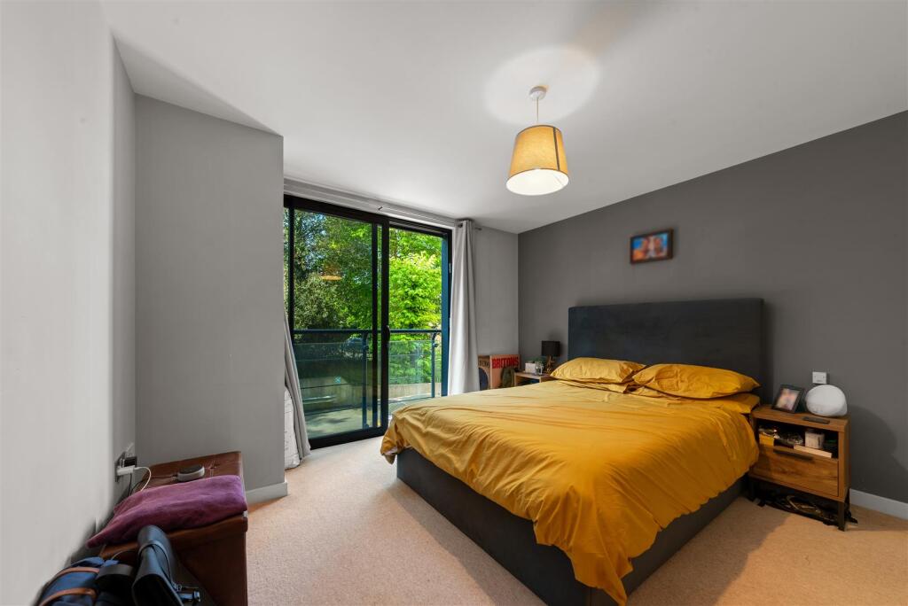 Apartment 3 Oak House 4.jpg