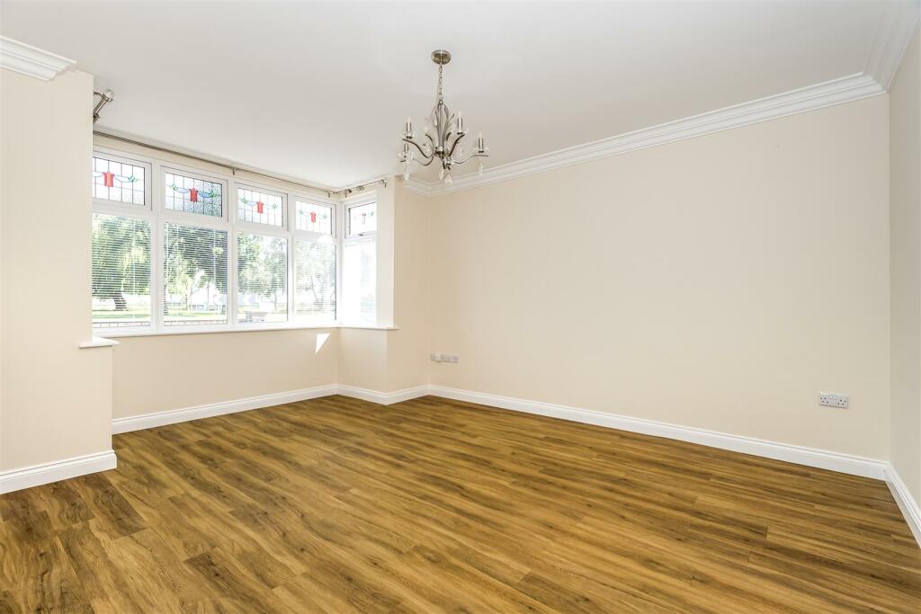 38 Hull Road4.jpg