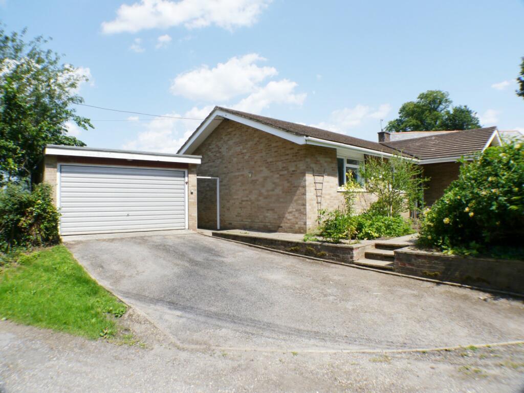 Double Garage with W