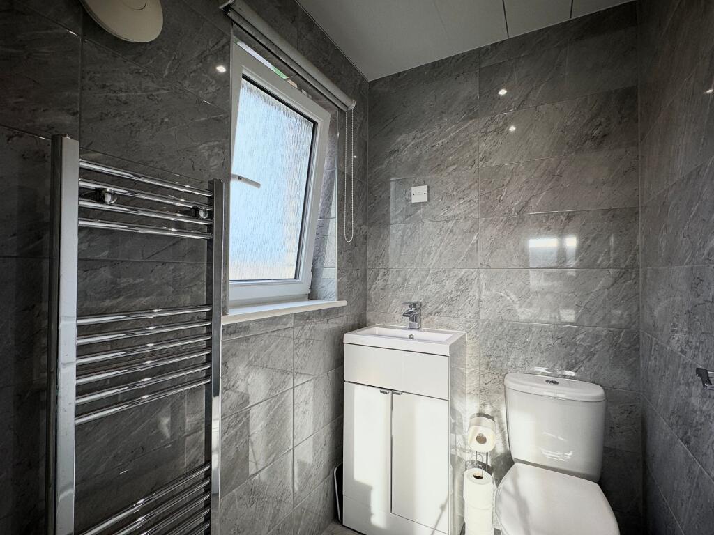 Master En-Suite