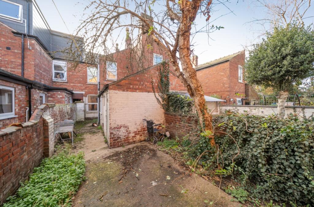 1386709-3-6930307fb8873