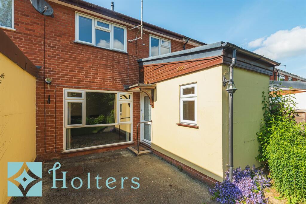 11 George Close, Knighton-18.jpg