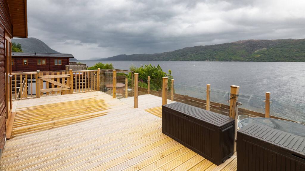 MFL1243610_652.jpg